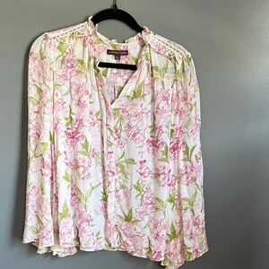 Chic Floral Blouse in Pink and Green